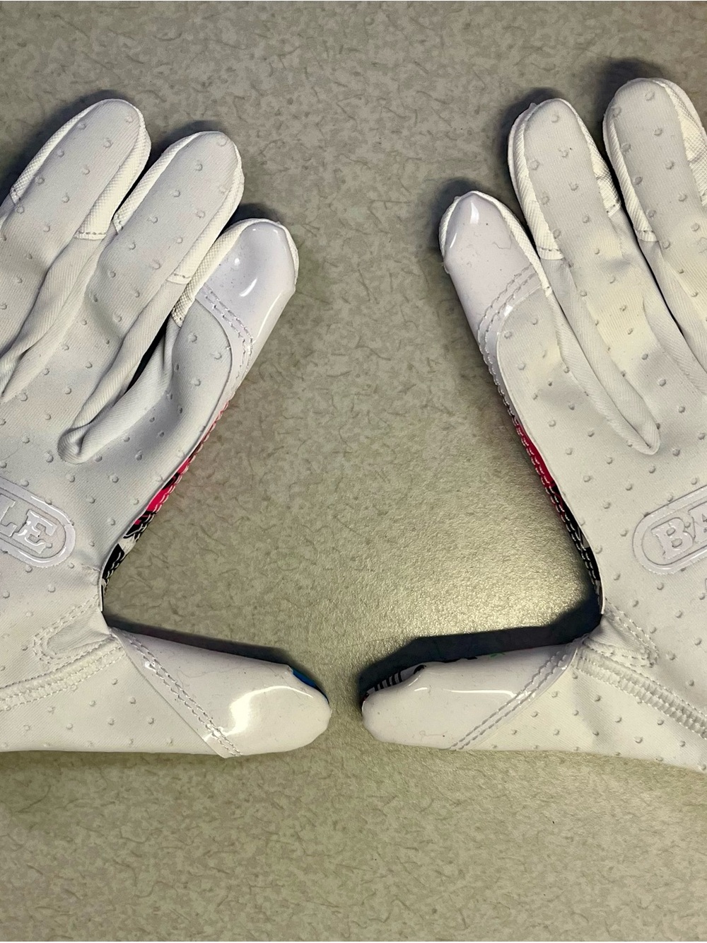 NWOT - Youth Large Battle Doomspeed Football Gloves